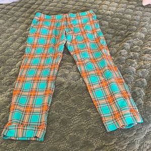 NWOT - Kyliya plaid pants - size medium. Never worn.